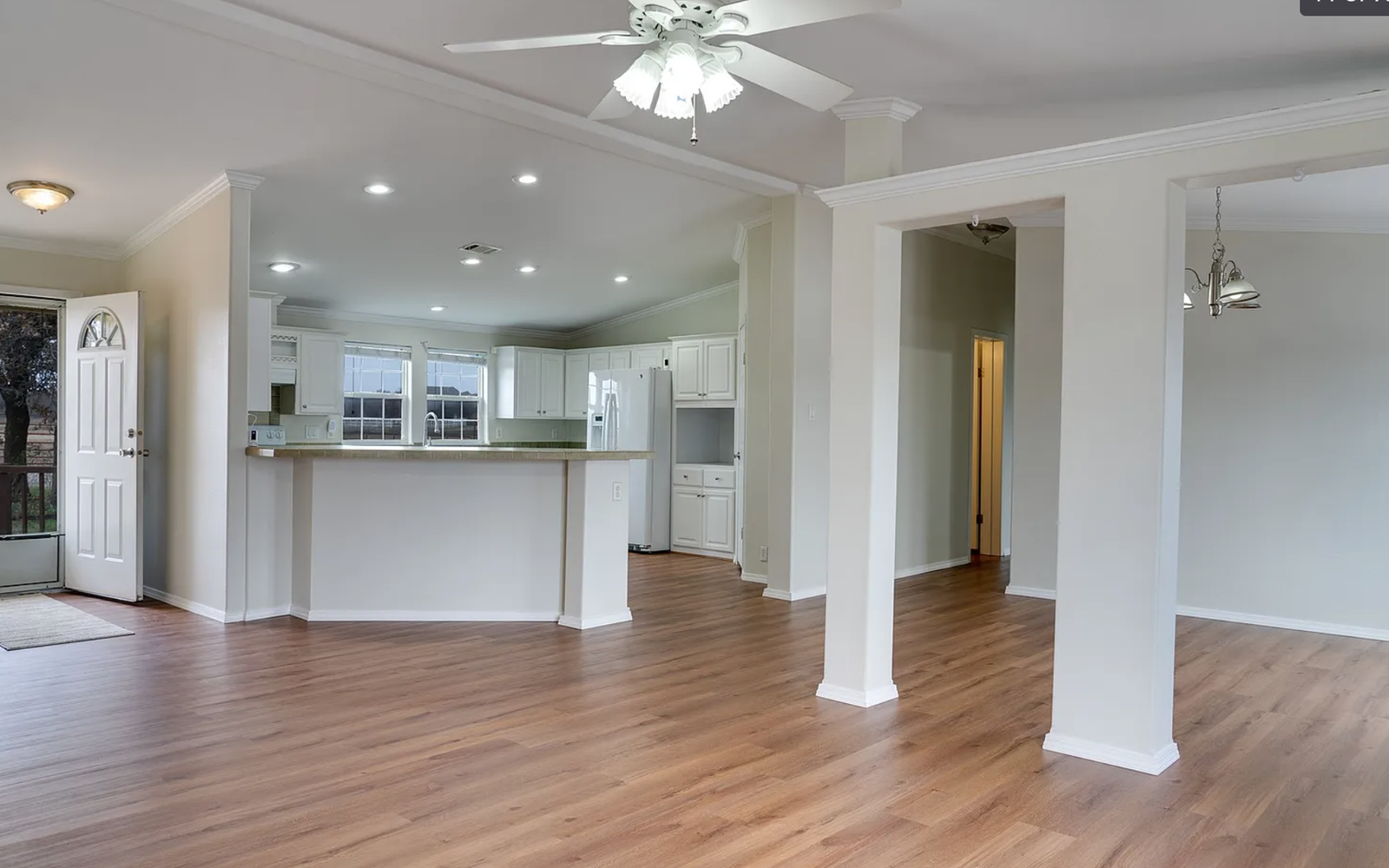 Interior painting project gallery - Project 136 - Image 43